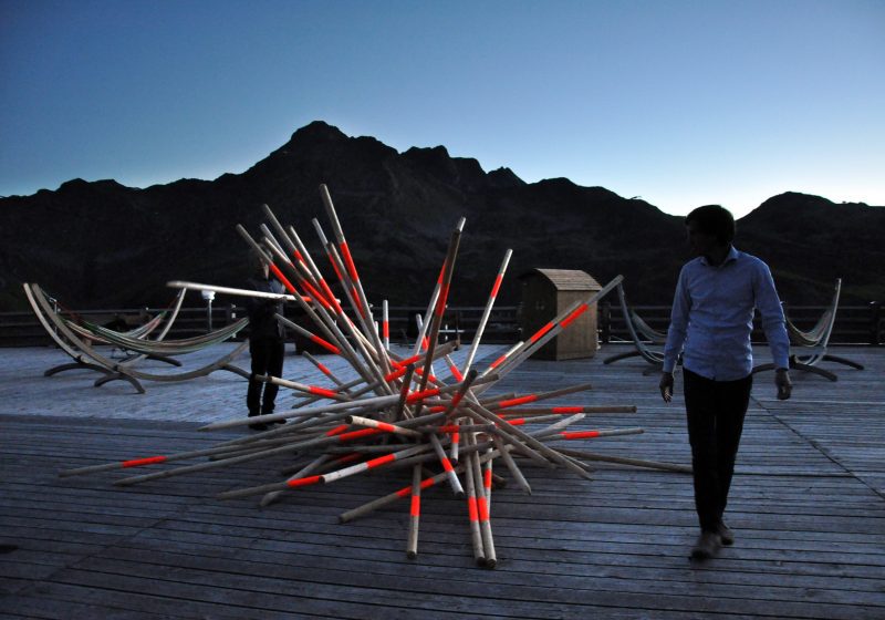 Schneestangen-Mikado (c) SilvrettATELIER