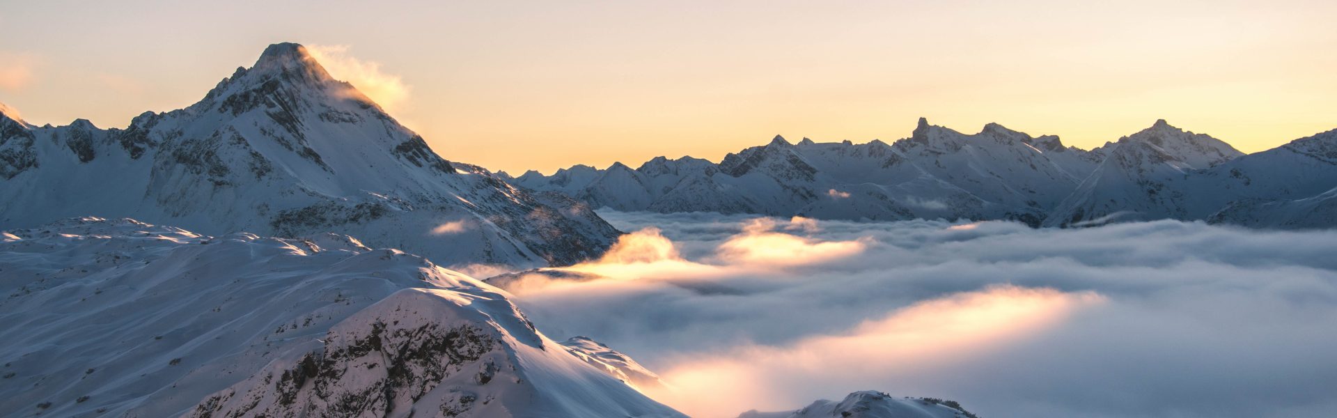 Blick von der Widdersteinhütte auf den Biberkopf (c) Michael Meusburger - Bregenzerwald Tourismus