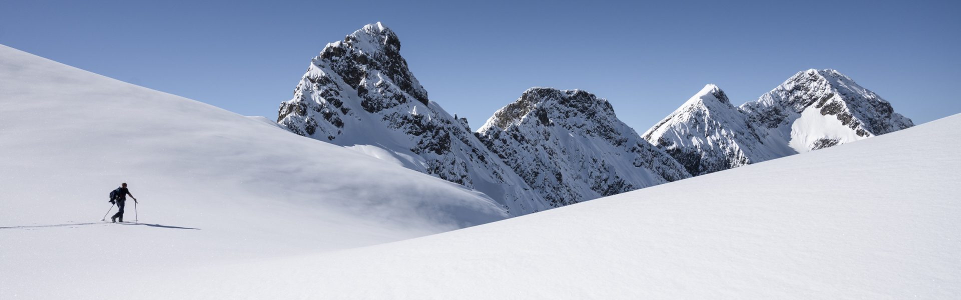 Bregenzerwald - Ruchwannenkopf - Blick Richtung Kilkaschrofen (links vorne) und Zitterklapfen (rechts hinten)