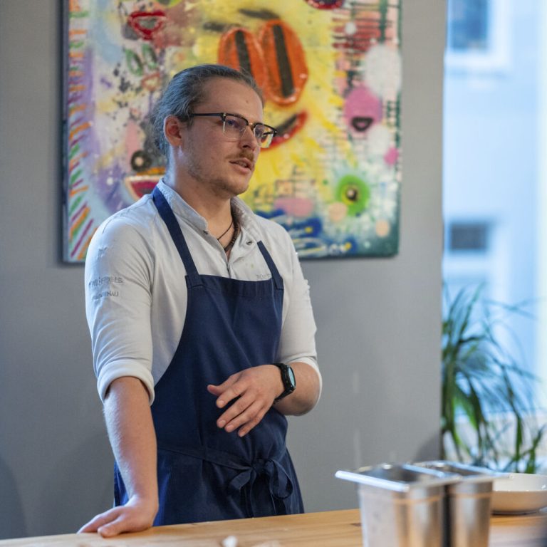 Jamie Unshelm, Koch im Culinary Lab Rote Wand Gourmet Hotel in Lech.